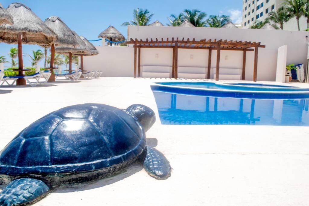 Cancun Marlin 32 Exterior photo