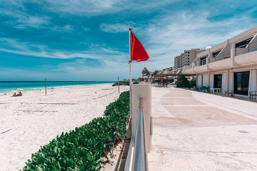Cancun Marlin 32 Exterior photo