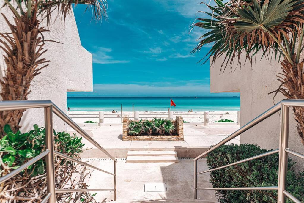 Cancun Marlin 32 Exterior photo